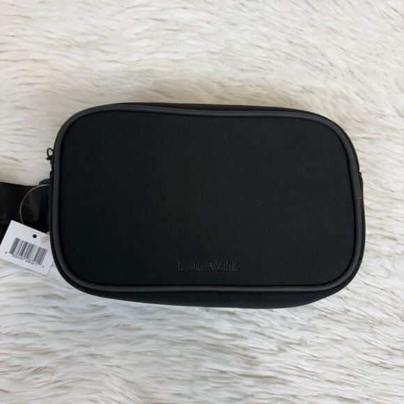 NWT Lolavie Black Belt Bag Fanny Pack Adjustable Strap Zip Closure - Picture 3 of 5